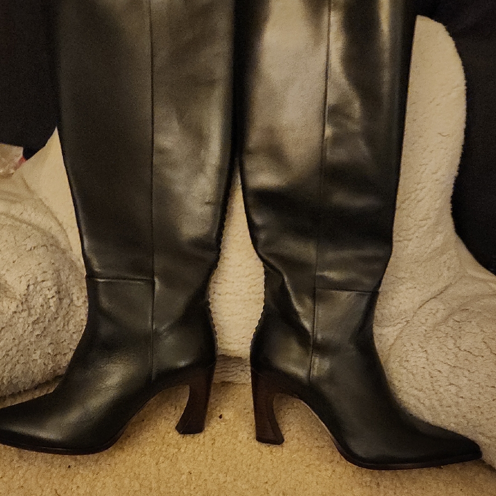 ANTONIO MELANI Black Leather Heeled Boots